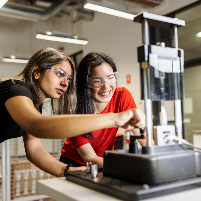UNSW Science Students and Facilities Students learning in the Science facilities at the UNSW Kensington campus